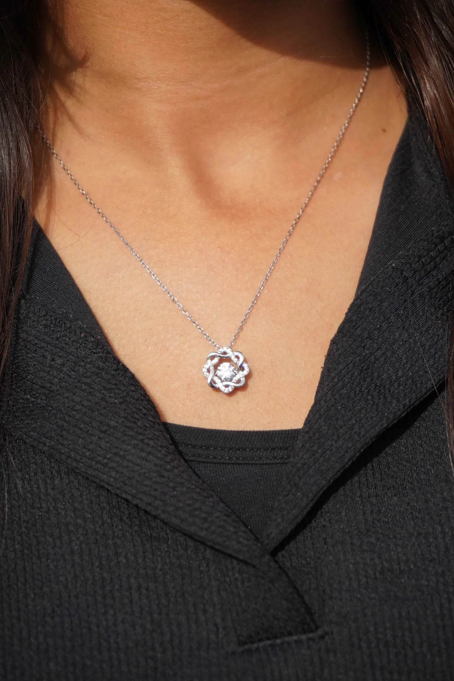 Ariva Silver Flower Necklace with Dancing Diamond - Ariva 